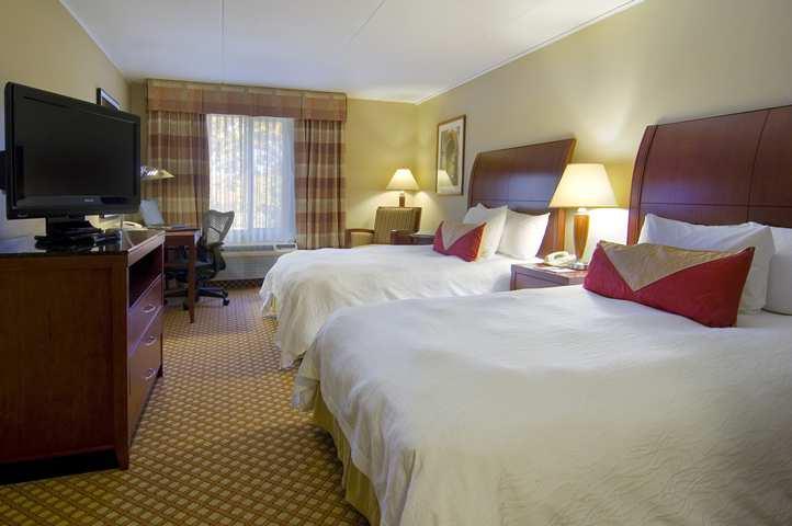 Hilton Garden Inn Norwalk Luaran gambar