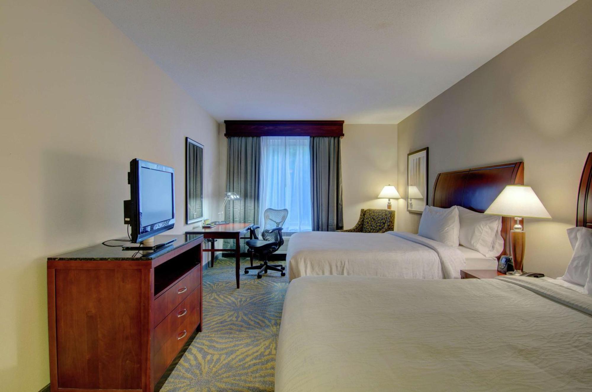 Hilton Garden Inn Norwalk Luaran gambar