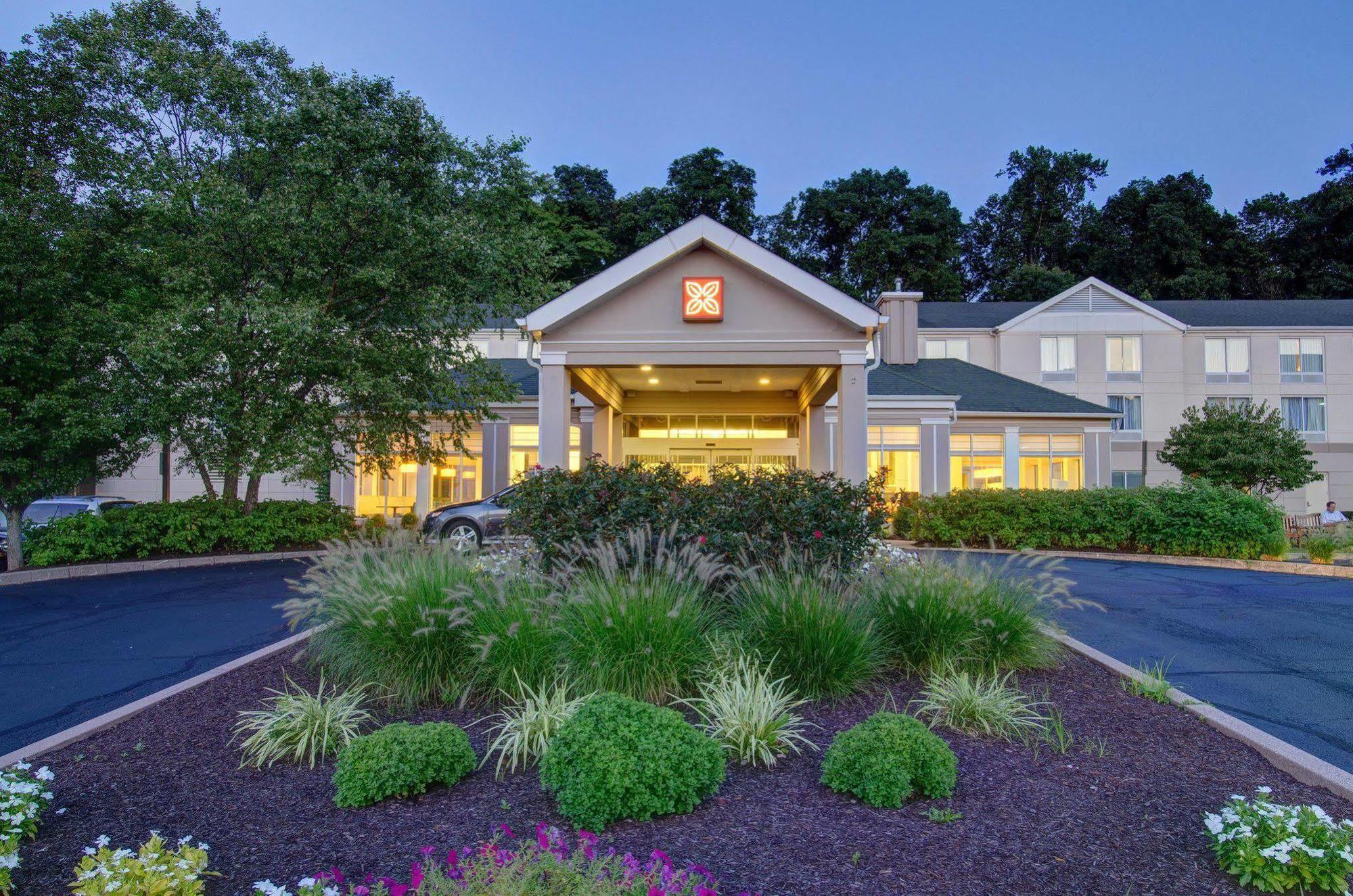 Hilton Garden Inn Norwalk Luaran gambar